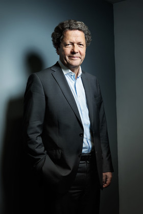 Portrait corporate homme