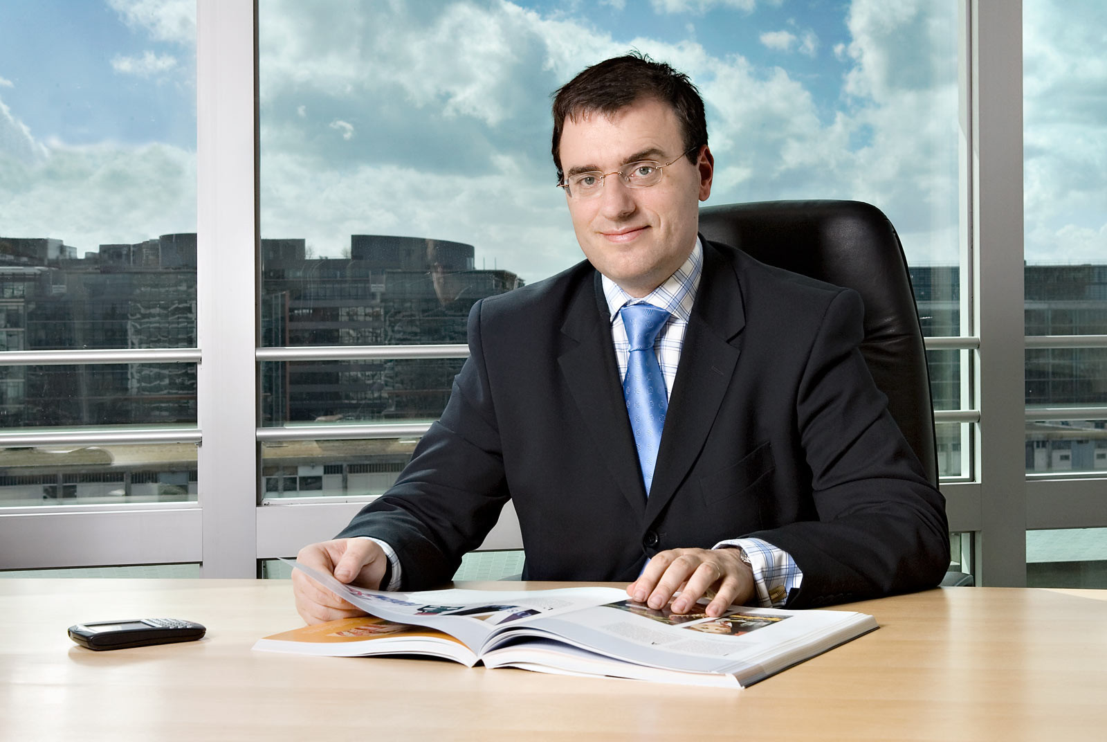 portrait-corporate-situation