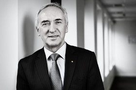 portrait-corporate-situation