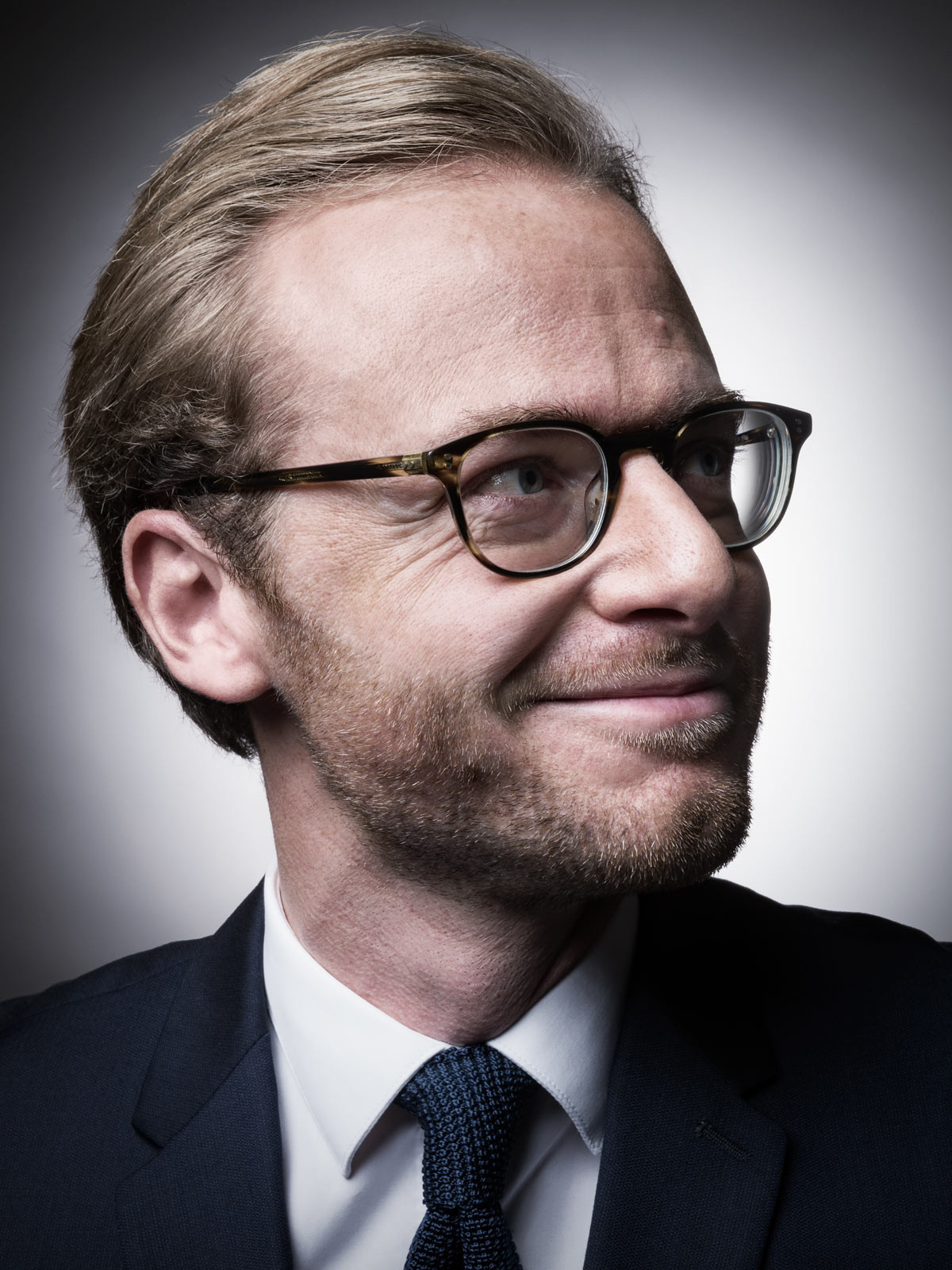 Portrait corporate fond halo