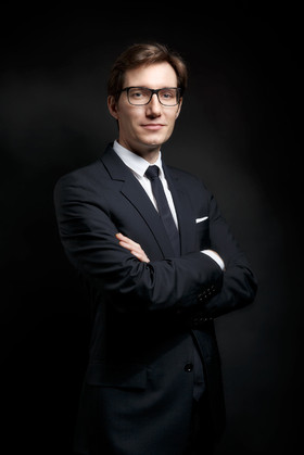 Portrait corporate fond noir