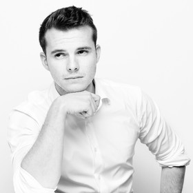Portrait corporate noir blanc
