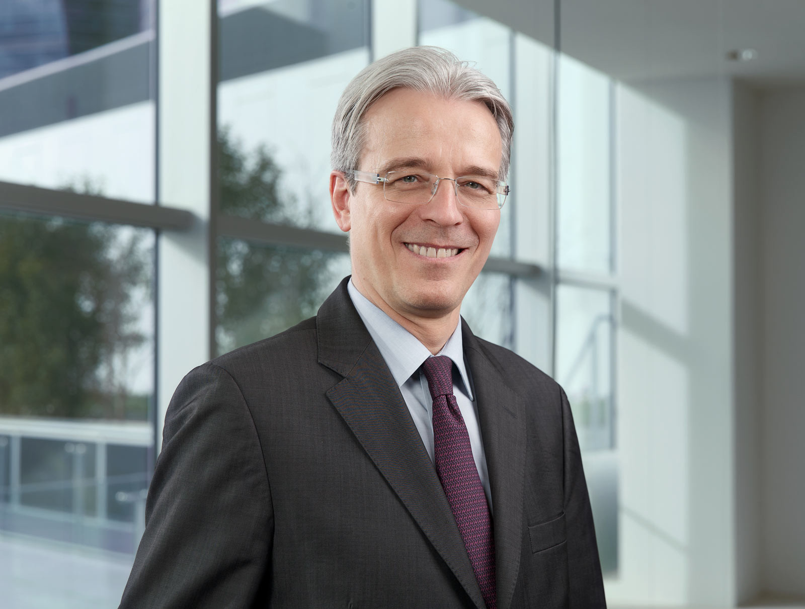 portrait-corporate-situation